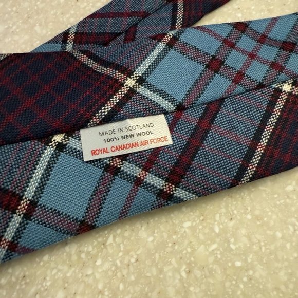 Royal Canadian Air Force Wool Blue and Red Tartan Tie with Classic Plaid Design - Picture 3 of 5